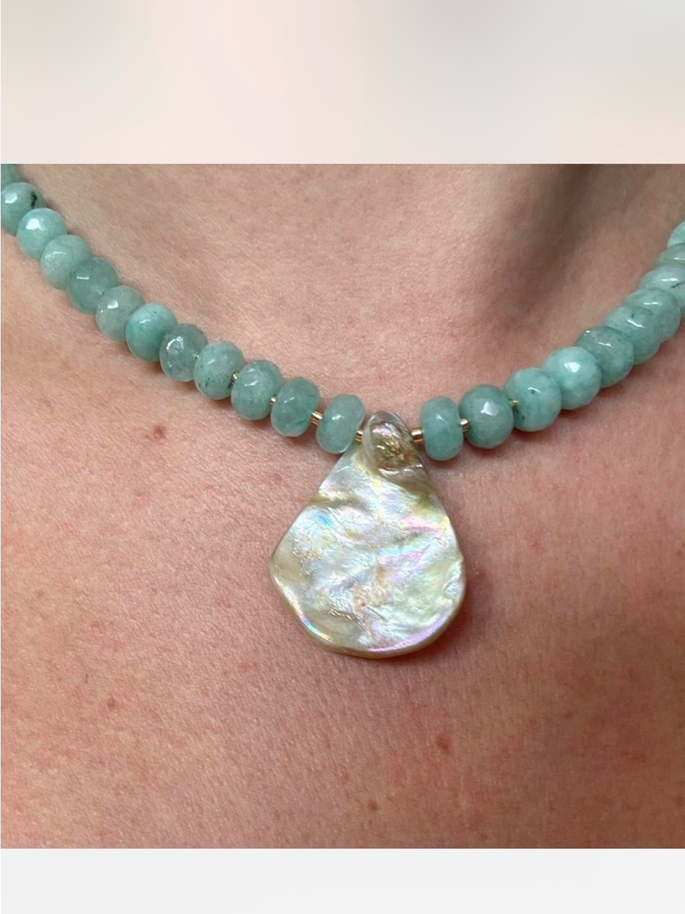 Aquamarine Beaded Necklace with Iridescent Shell Pendant - Women - Picture 2 of 3